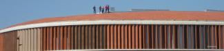 Palau d Esports Catalunya - facade group of visitors - 2018 study trip IAKS ES 